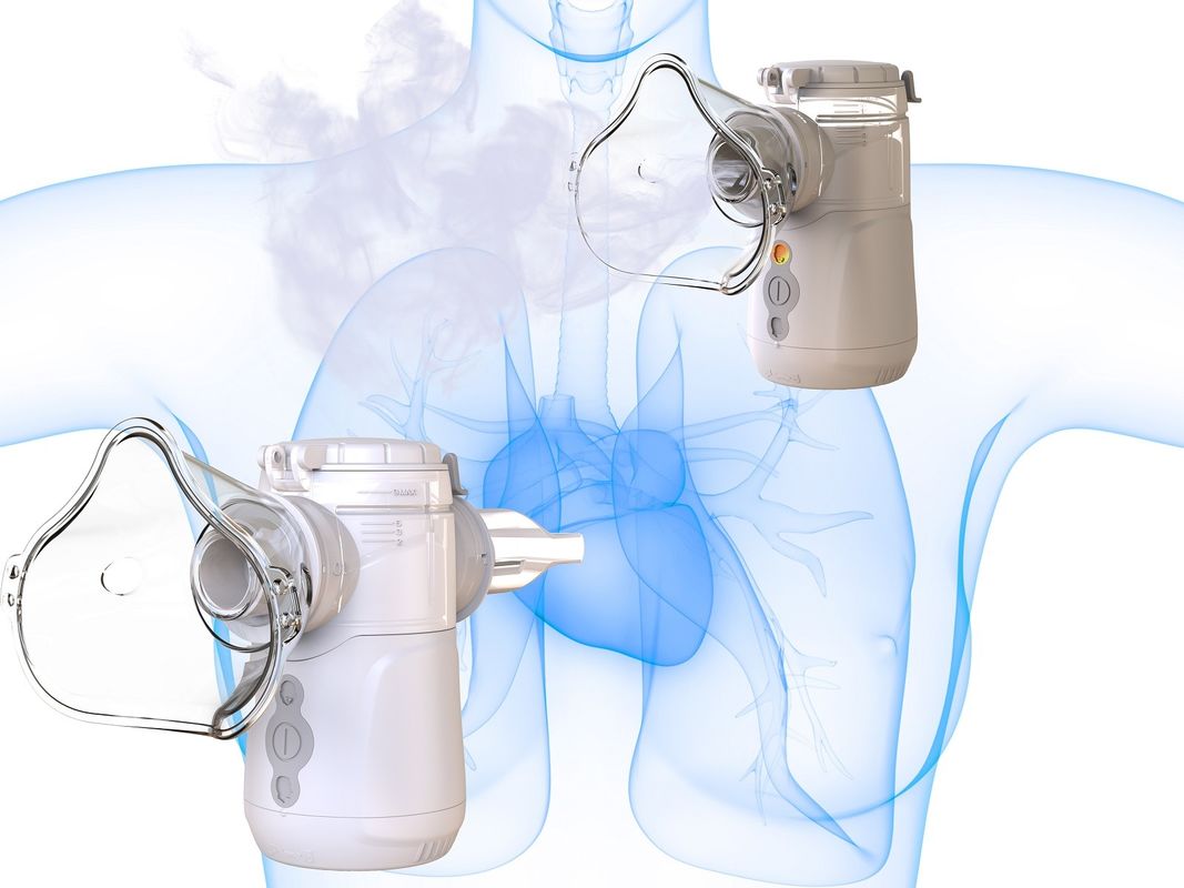 휴대용 진동 네뷔라이저 2-3μm MMAD 입자 흡입 기계 용량 9-18ml 및 1.5W 전력 소비